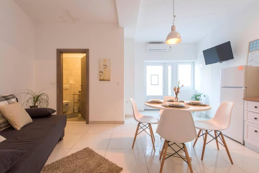 Apartman M&S 1 Kali, Otok Ugljan Apartment Ngoại thất bức ảnh