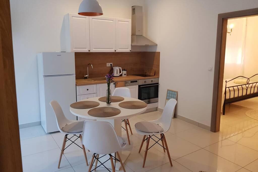 Apartman M&S 1 Kali, Otok Ugljan Apartment Ngoại thất bức ảnh